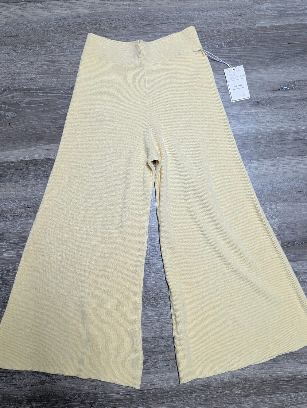 NWT Splendid X Cellajaneblog Knit Ankle Pant Size XS Cream Neutral